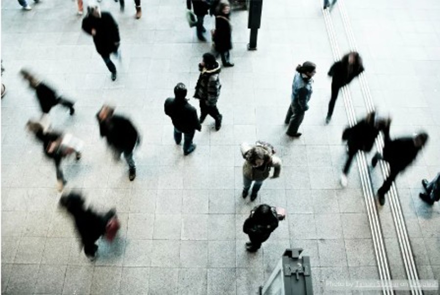 Benefits over fear. The economic potential of immigration through the eyes of Poles