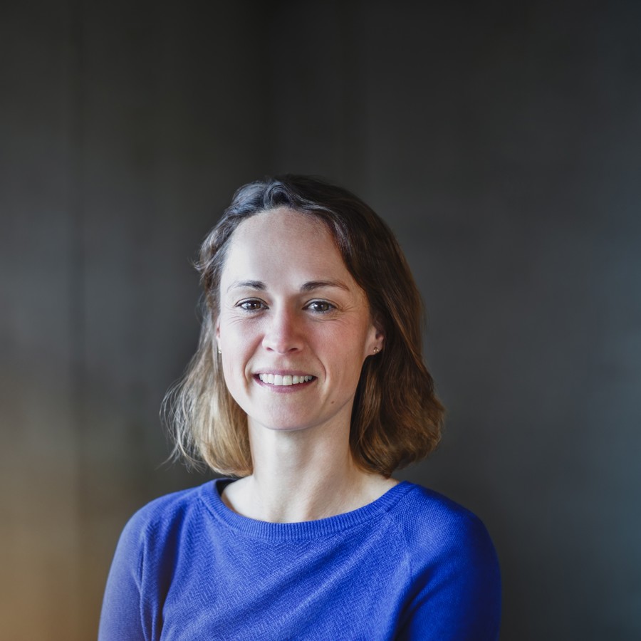 Anna  Theil